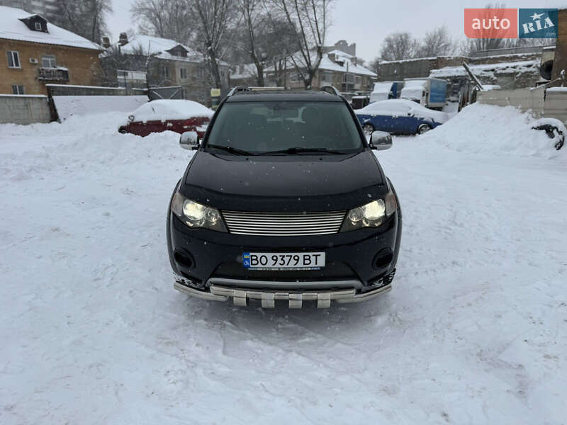 Mitsubishi Outlander 2009