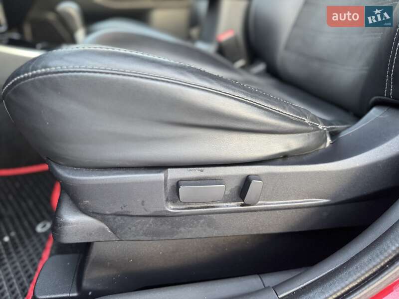 Внедорожник / Кроссовер Mitsubishi Outlander 2019 в Киеве