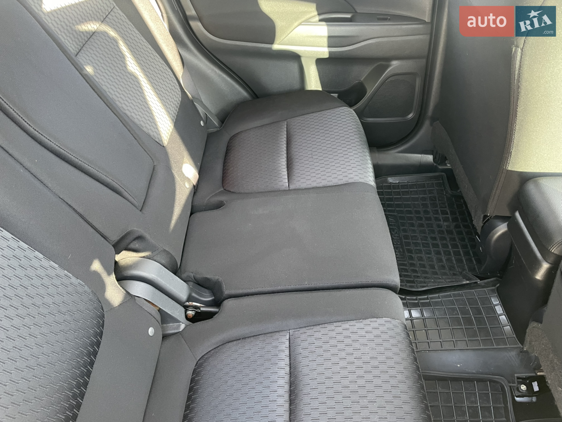 2013 Mitsubishi Outlander - мініатюра 39