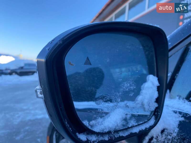 Внедорожник / Кроссовер Mitsubishi Outlander 2021 в Львове