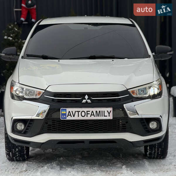Внедорожник / Кроссовер Mitsubishi Outlander 2018 в Днепре