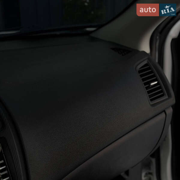 Внедорожник / Кроссовер Mitsubishi Outlander 2018 в Днепре