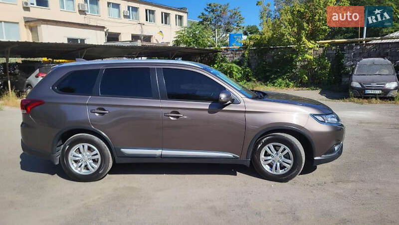 Внедорожник / Кроссовер Mitsubishi Outlander 2018 в Днепре