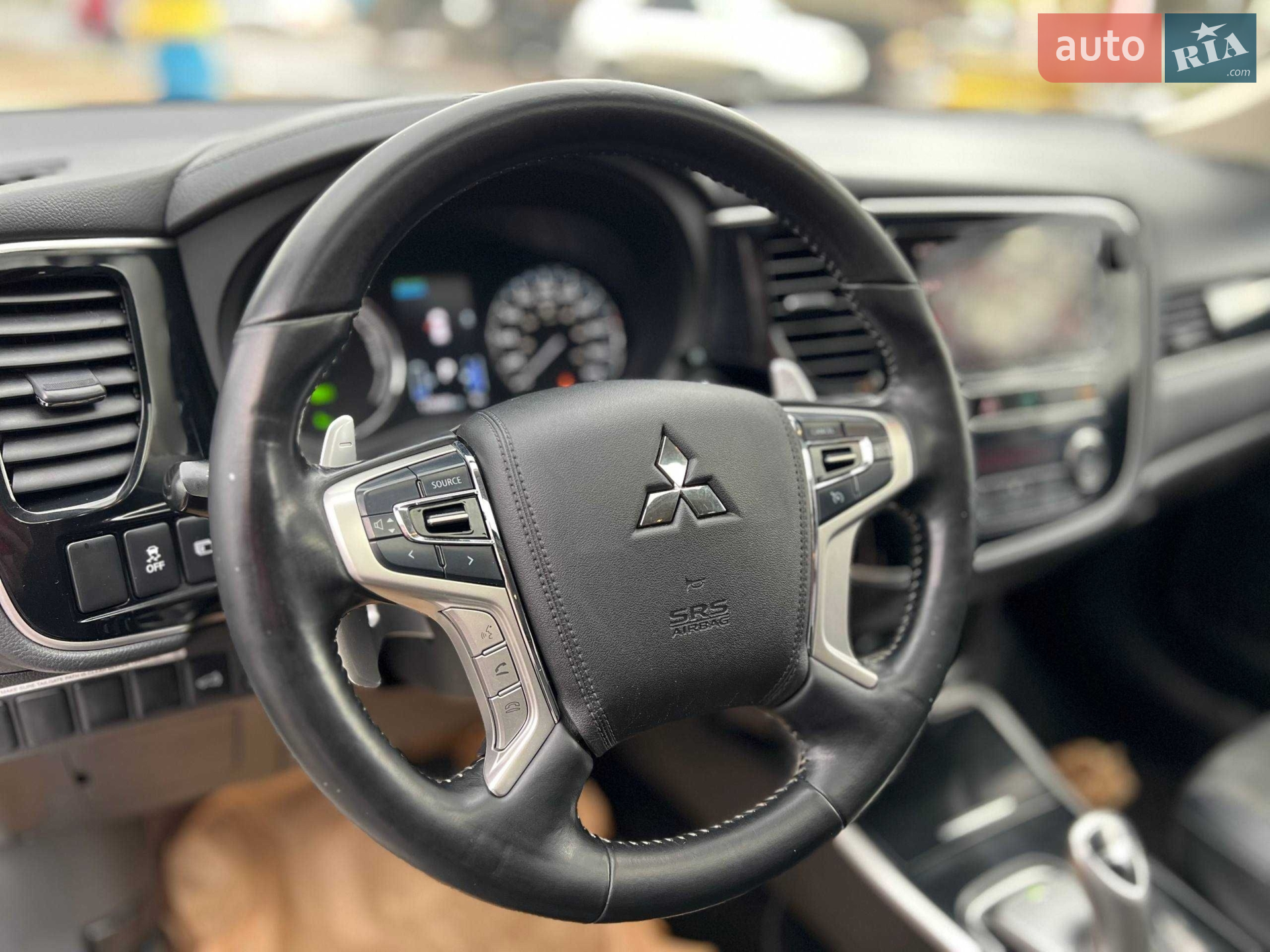 2019 Mitsubishi Outlander - мініатюра 16