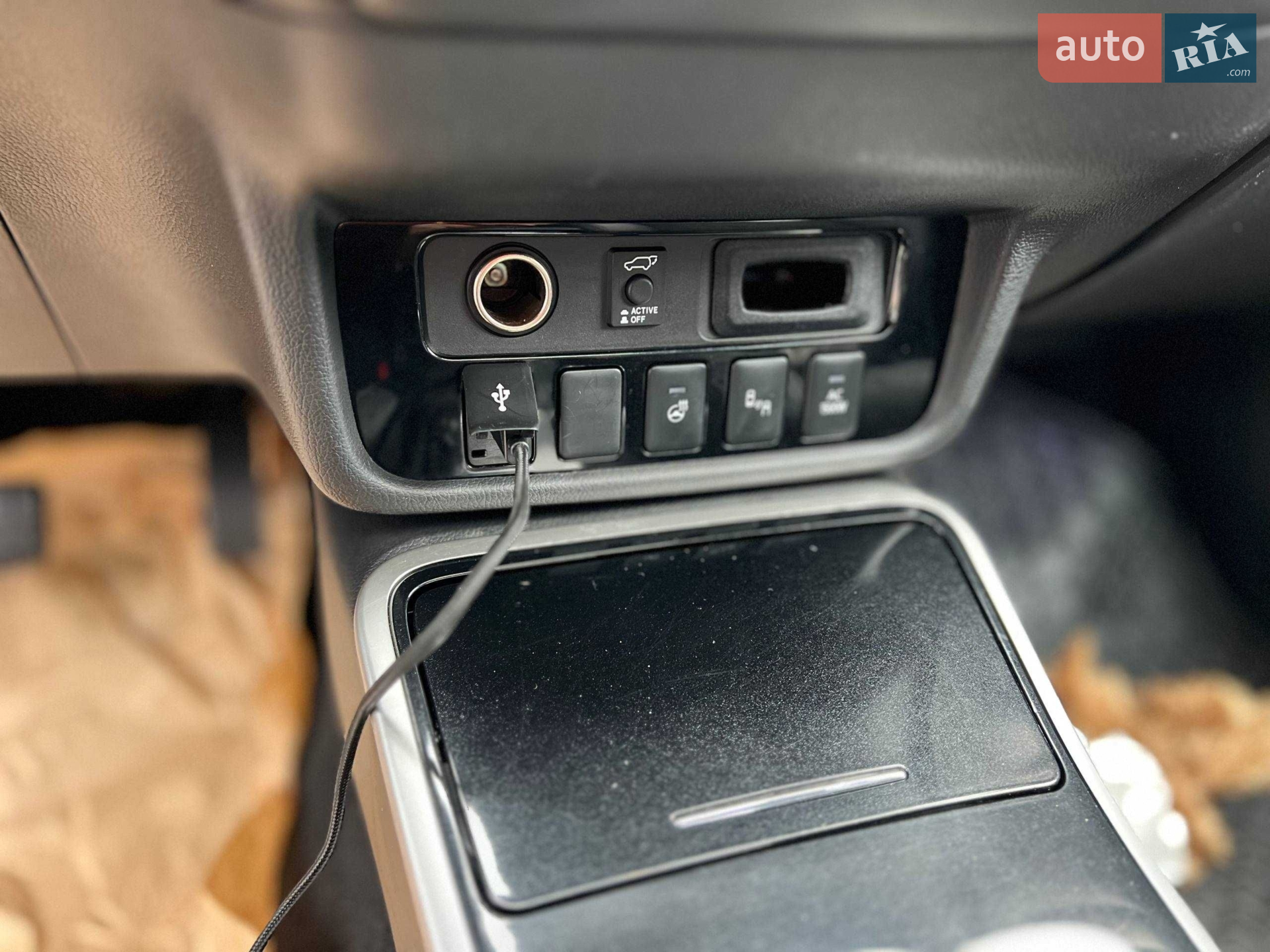 2019 Mitsubishi Outlander - мініатюра 19