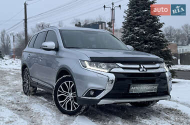 Позашляховик / Кросовер Mitsubishi Outlander 2017 в Вінниці