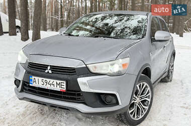 Внедорожник / Кроссовер Mitsubishi Outlander 2017 в Чернигове