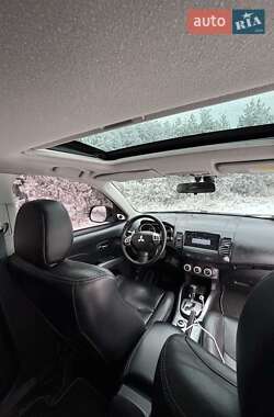 Внедорожник / Кроссовер Mitsubishi Outlander 2009 в Ахтырке