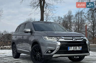 Позашляховик / Кросовер Mitsubishi Outlander 2017 в Дрогобичі