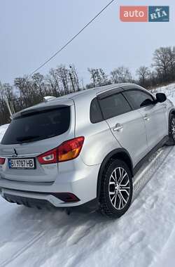 Внедорожник / Кроссовер Mitsubishi Outlander 2018 в Броварах