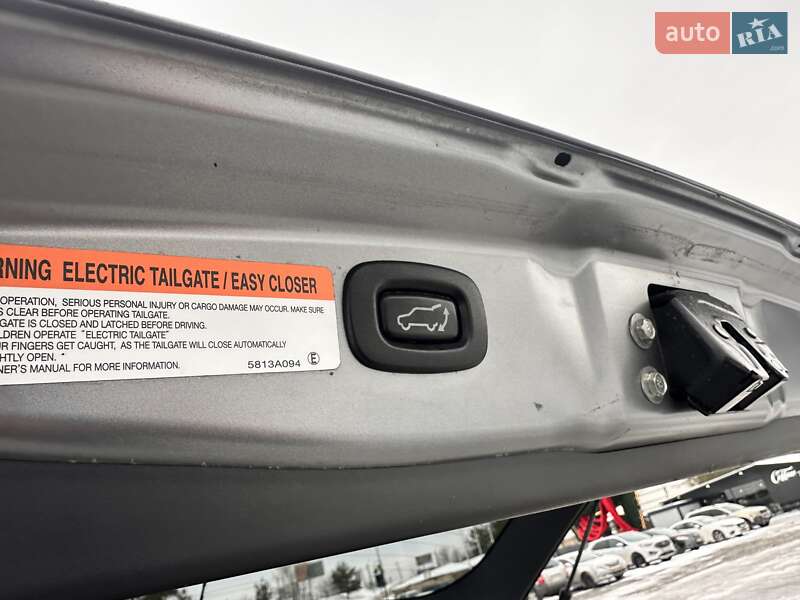 Внедорожник / Кроссовер Mitsubishi Outlander 2013 в Киеве