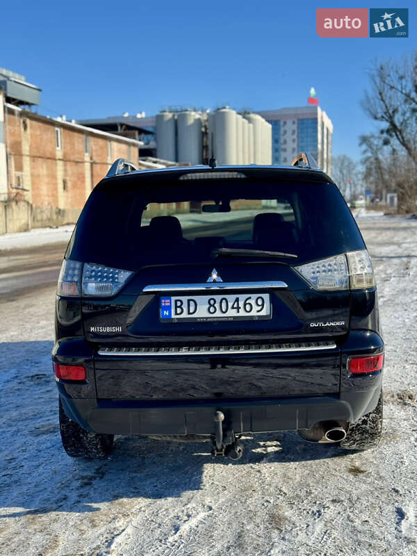 Внедорожник / Кроссовер Mitsubishi Outlander 2010 в Полтаве