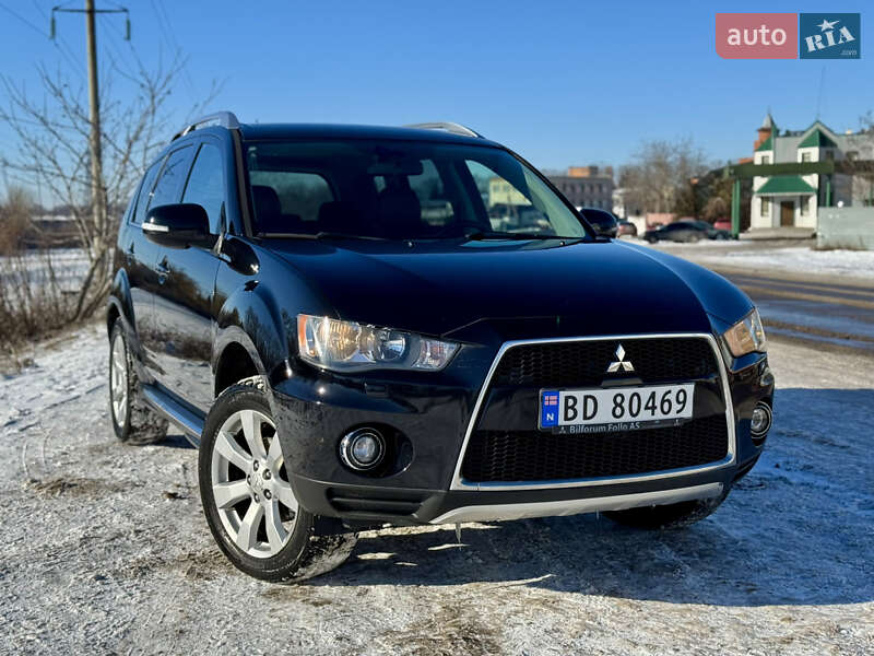 Внедорожник / Кроссовер Mitsubishi Outlander 2010 в Полтаве