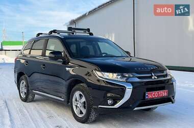 Позашляховик / Кросовер Mitsubishi Outlander 2016 в Вінниці