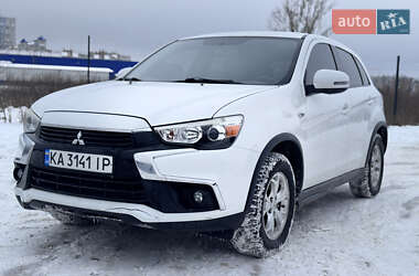 Позашляховик / Кросовер Mitsubishi Outlander 2017 в Боярці