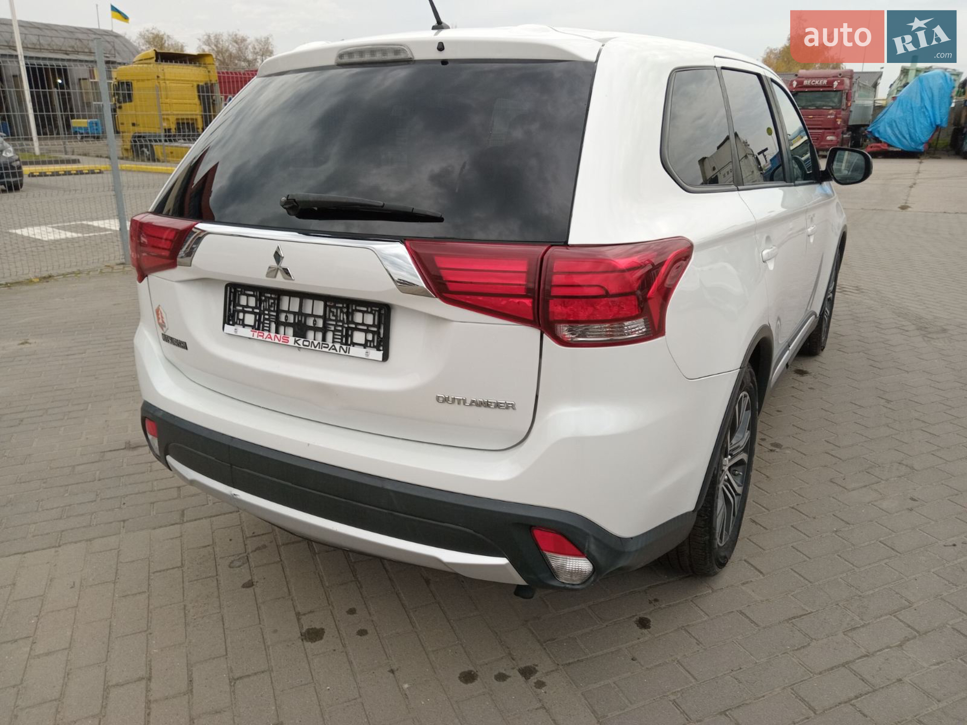 2016 Mitsubishi Outlander - мініатюра 5