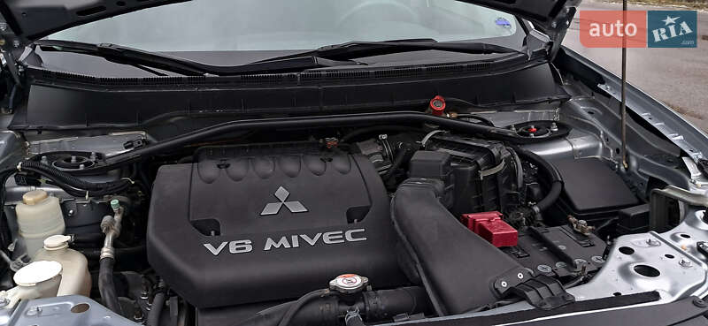 Внедорожник / Кроссовер Mitsubishi Outlander 2007 в Желтых Водах фото 25 Внедорожник / Кроссовер Mitsubishi Outlander 2007 в Желтых Водах