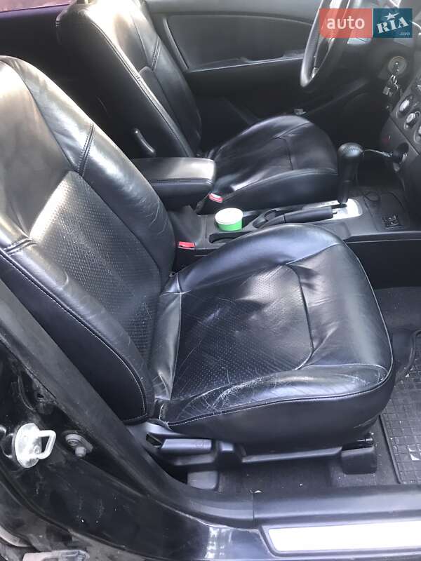 Внедорожник / Кроссовер Mitsubishi Outlander 2007 в Харькове фото 10 Внедорожник / Кроссовер Mitsubishi Outlander 2007 в Харькове