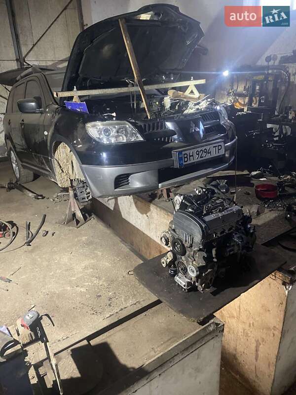 Внедорожник / Кроссовер Mitsubishi Outlander 2007 в Одессе фото 22 Внедорожник / Кроссовер Mitsubishi Outlander 2007 в Одессе