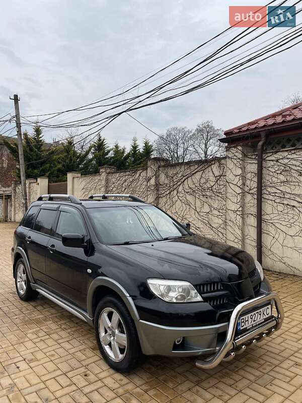 Mitsubishi Outlander 2004