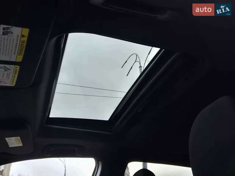 Внедорожник / Кроссовер Mitsubishi Outlander 2017 в Киеве