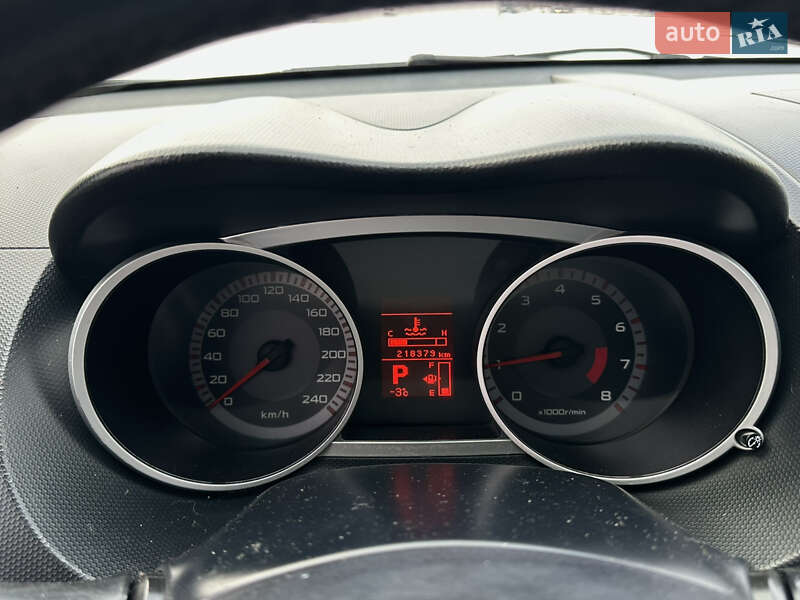 Внедорожник / Кроссовер Mitsubishi Outlander 2008 в Коломые фото 15 Внедорожник / Кроссовер Mitsubishi Outlander 2008 в Коломые