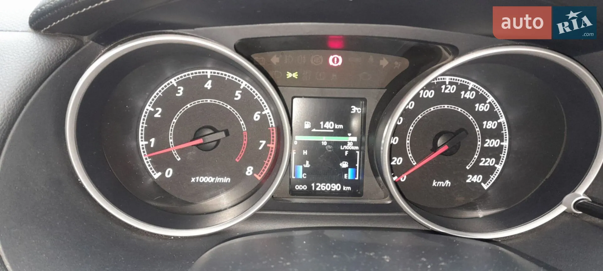 2010 Mitsubishi Outlander - фото 1