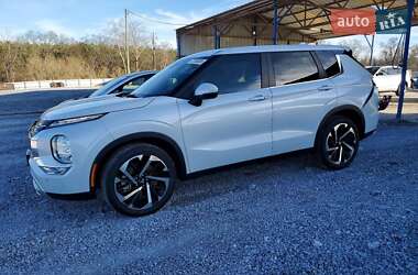 Позашляховик / Кросовер Mitsubishi Outlander 2024 в Хмельницькому
