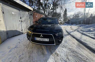 Позашляховик / Кросовер Mitsubishi Outlander 2010 в Львові