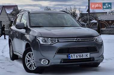 Внедорожник / Кроссовер Mitsubishi Outlander 2014 в Ивано-Франковске