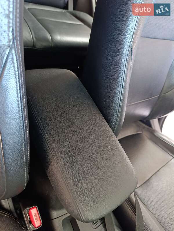 Внедорожник / Кроссовер Mitsubishi Outlander 2016 в Белой Церкви