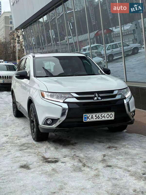 Mitsubishi Outlander 2017