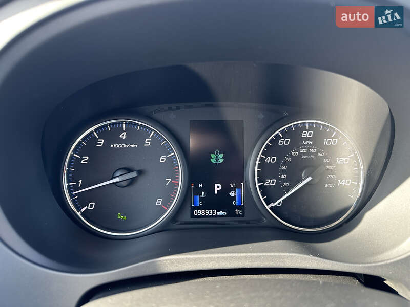 Внедорожник / Кроссовер Mitsubishi Outlander 2018 в Киеве