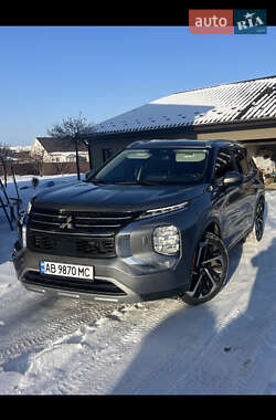 Внедорожник / Кроссовер Mitsubishi Outlander 2022 в Виннице