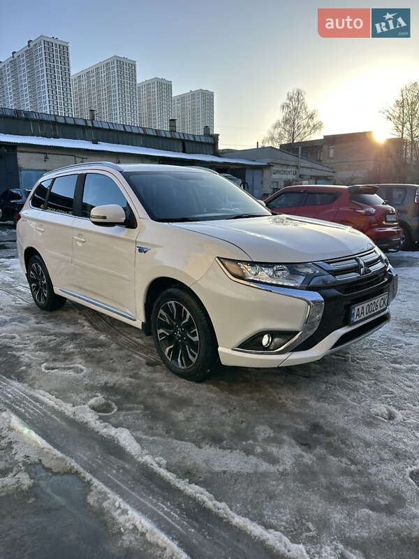 Mitsubishi Outlander 2018