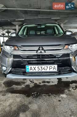 Внедорожник / Кроссовер Mitsubishi Outlander 2017 в Харькове
