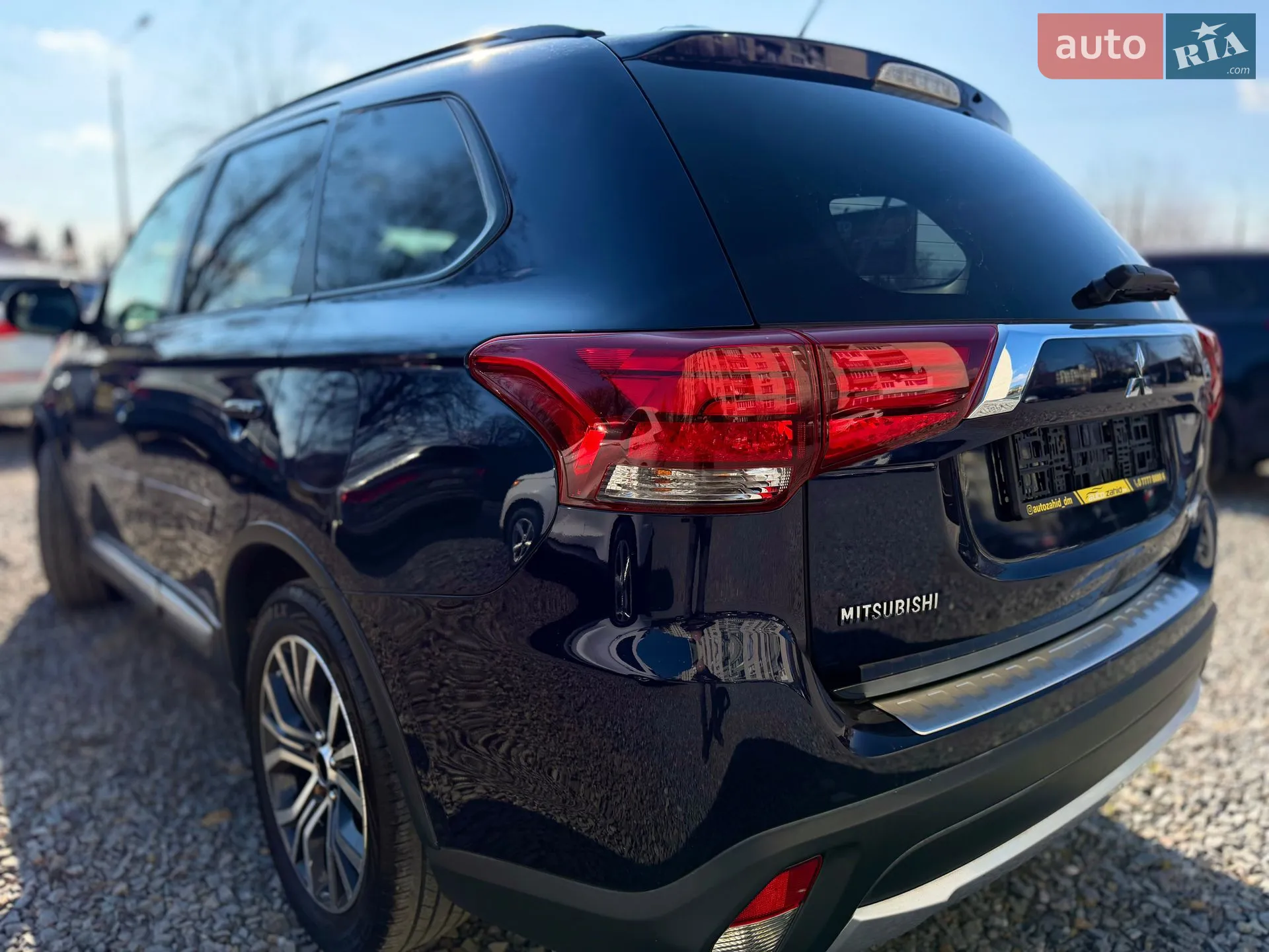 2016 Mitsubishi Outlander - мініатюра 7