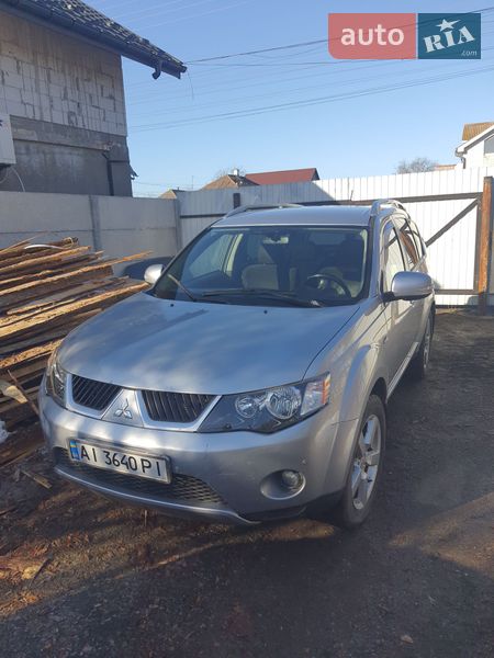 Mitsubishi Outlander 2008