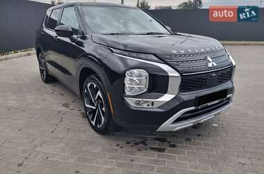 Внедорожник / Кроссовер Mitsubishi Outlander 2022 в Черкассах