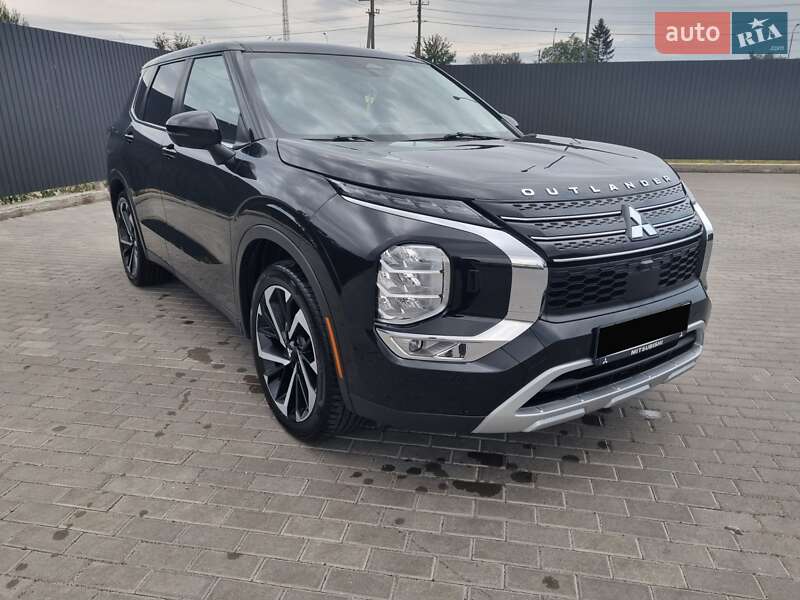 Mitsubishi Outlander 2022