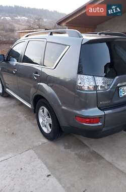 Внедорожник / Кроссовер Mitsubishi Outlander 2011 в Самборе