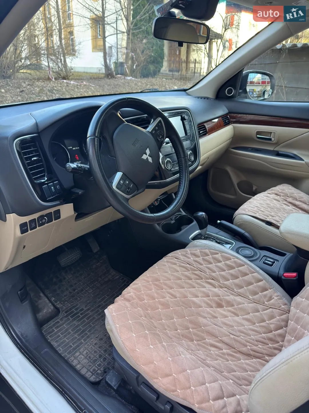 2014 Mitsubishi Outlander - мініатюра 9