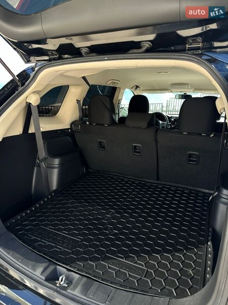 Внедорожник / Кроссовер Mitsubishi Outlander 2018 в Одессе