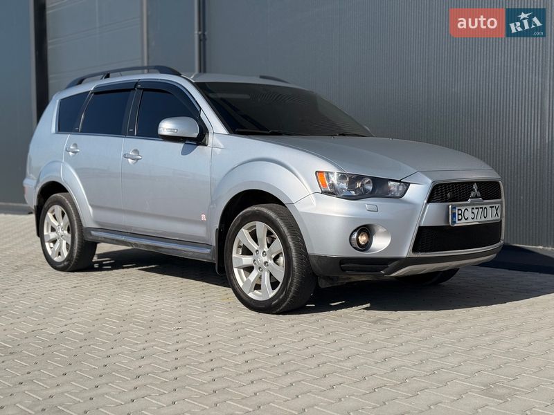 Внедорожник / Кроссовер Mitsubishi Outlander 2011 в Львове