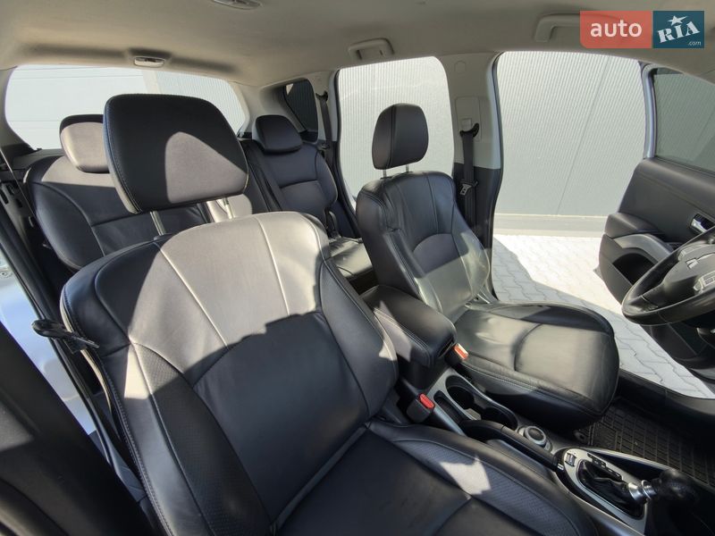 Внедорожник / Кроссовер Mitsubishi Outlander 2011 в Львове
