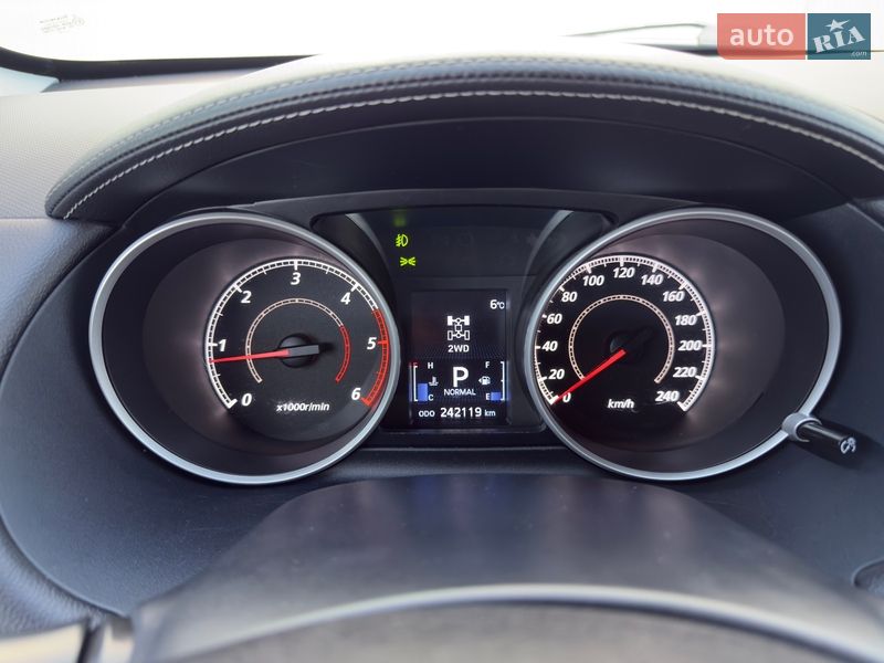 Внедорожник / Кроссовер Mitsubishi Outlander 2011 в Львове