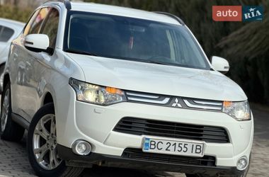 Позашляховик / Кросовер Mitsubishi Outlander 2013 в Самборі