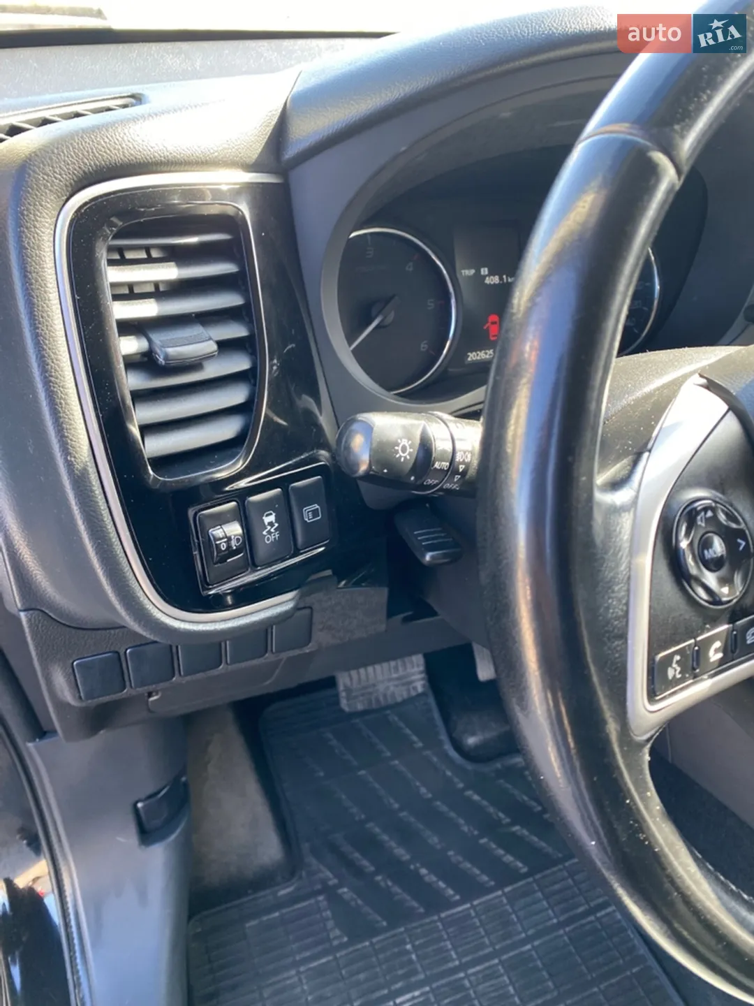 2014 Mitsubishi Outlander - мініатюра 15