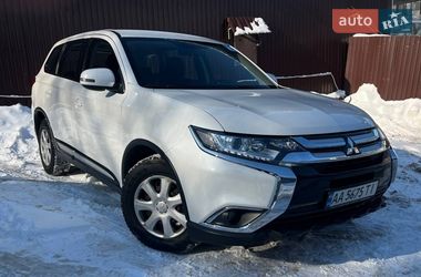 Внедорожник / Кроссовер Mitsubishi Outlander 2018 в Киеве