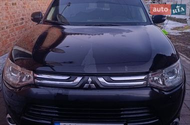 Позашляховик / Кросовер Mitsubishi Outlander 2012 в Харкові